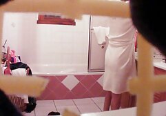 Twistys-CapriceLogan سکسماساز بازیگران, آب خود ساخته